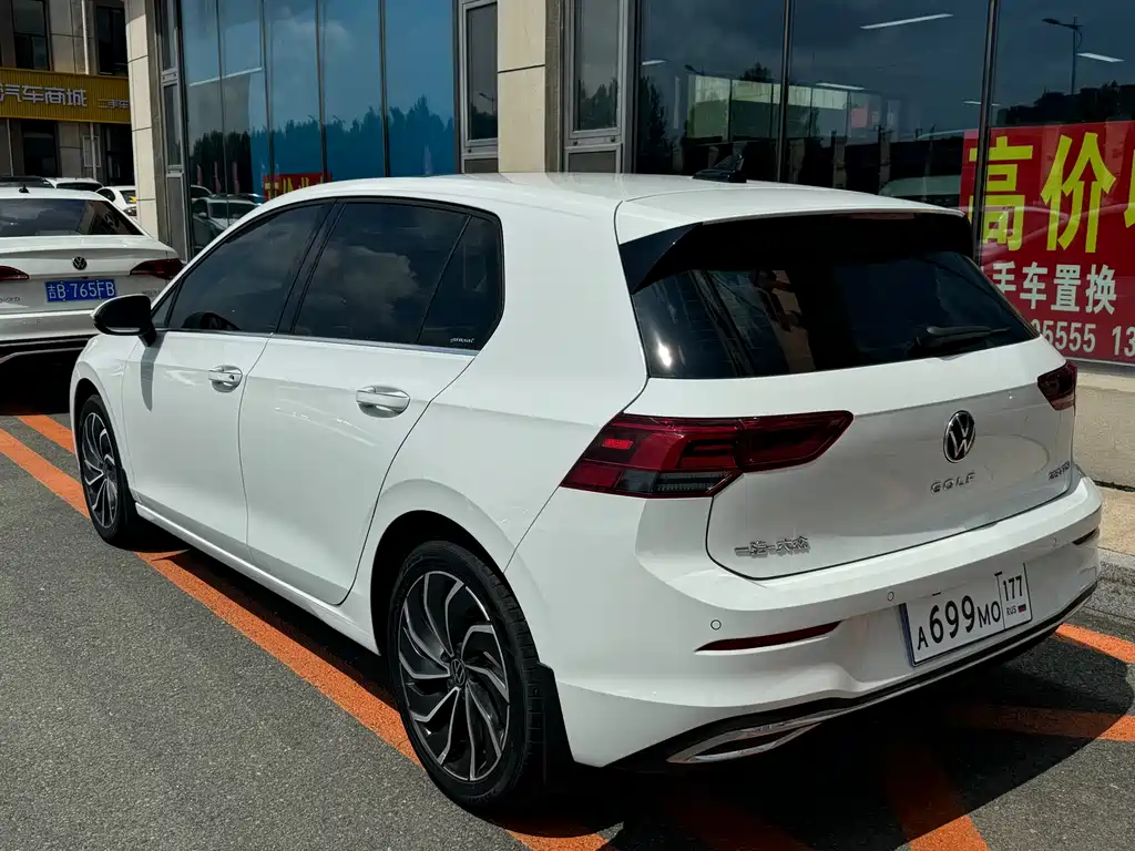 Volkswagen Golf 2022