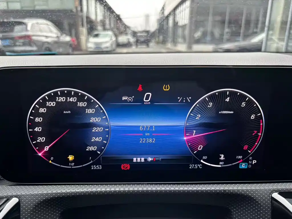 Mercedes-Benz A-Class 2023 — фото 9