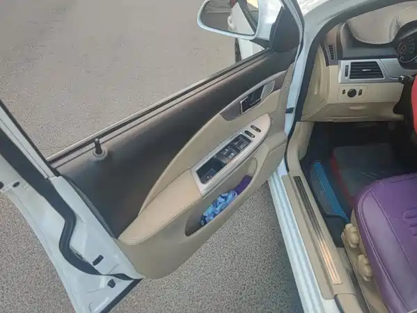 Buick Excelle 2013