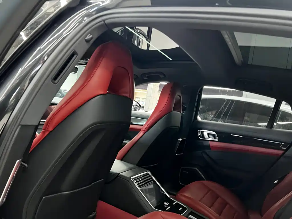 Porsche Panamera 2021 — фото 16