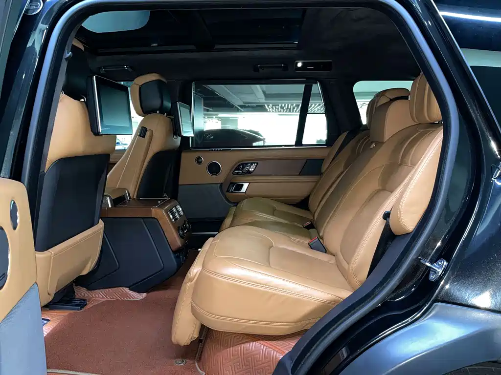 Land Rover Range Rover 2019 — фото 20