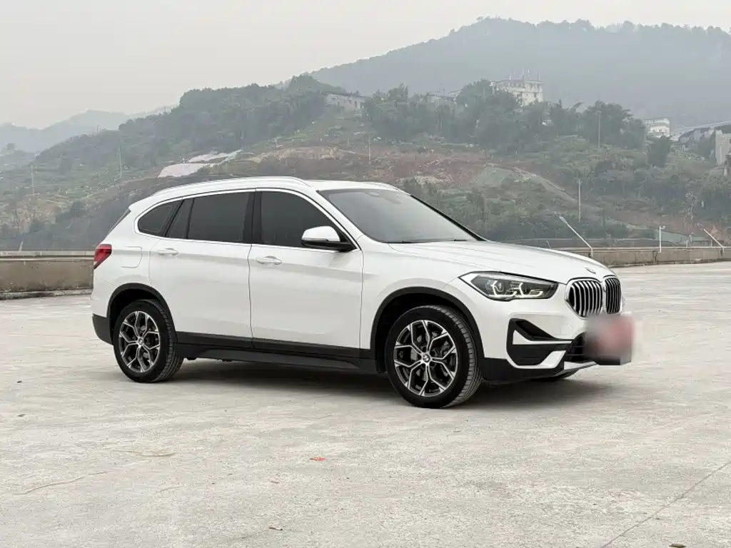 BMW X1 2021 — фото 10
