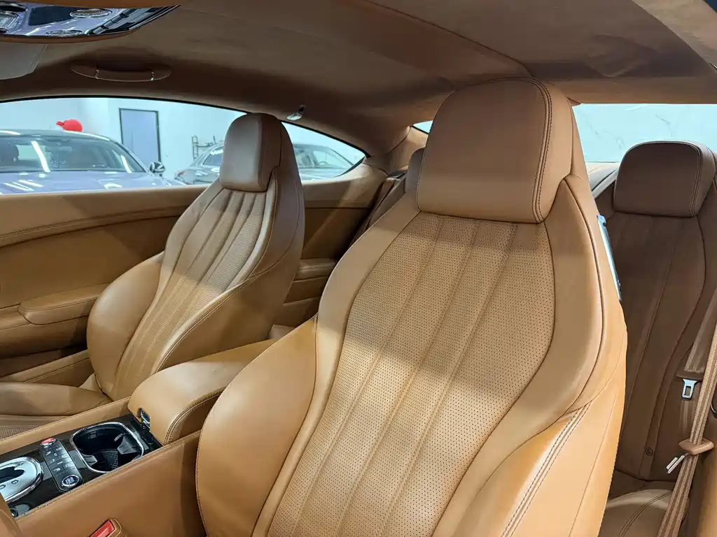 Bentley Continental 2014 — фото 9