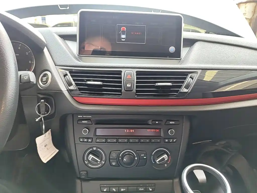 BMW X1 2015 — фото 13