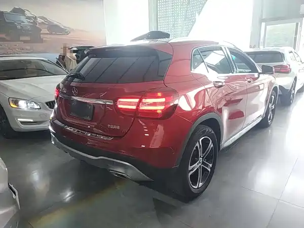 Mercedes-Benz GLA 2019