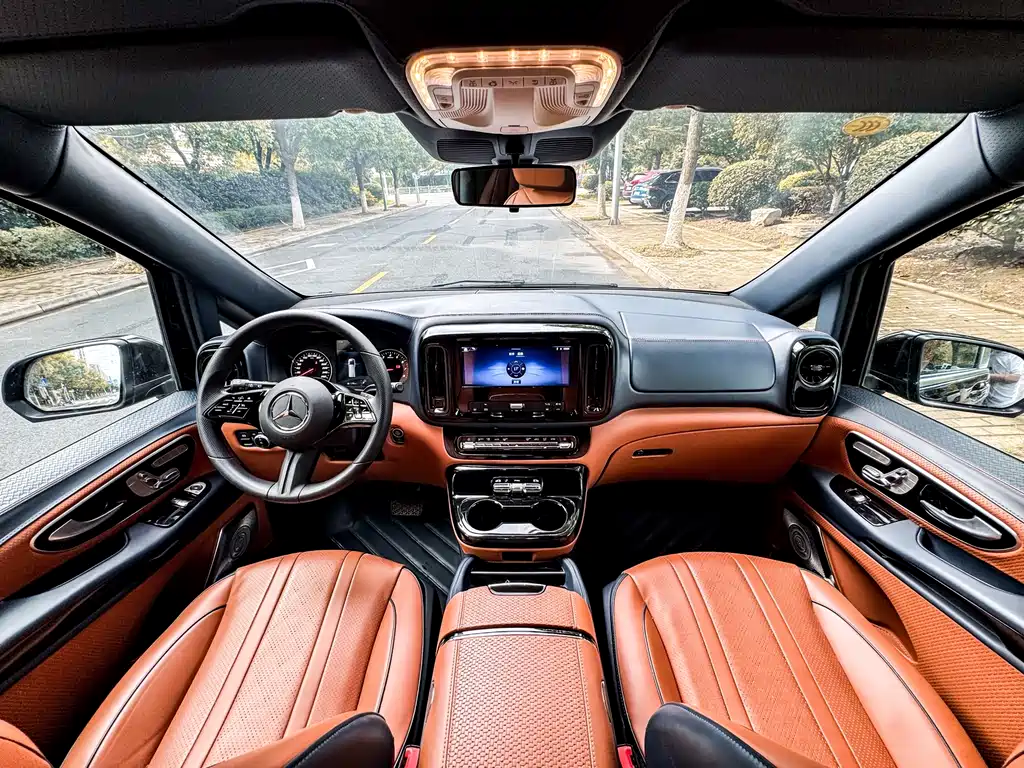 Mercedes-Benz Vito 2025