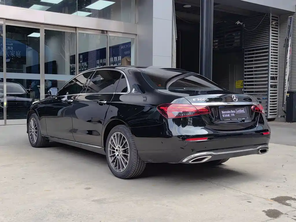 Mercedes-Benz E-Class 2023