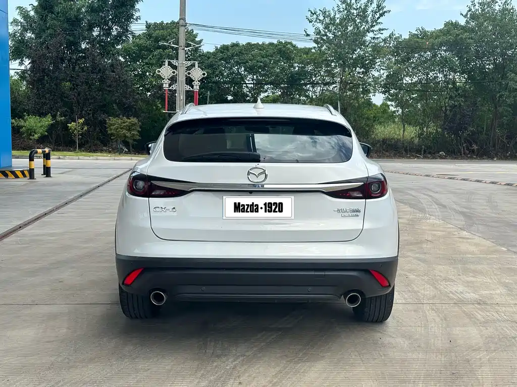 Mazda CX-4 2021