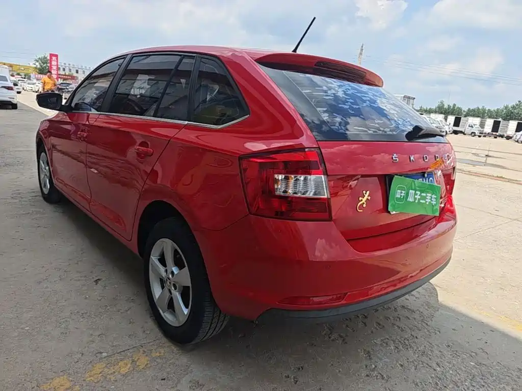 Skoda Rapid Spaceback 2020