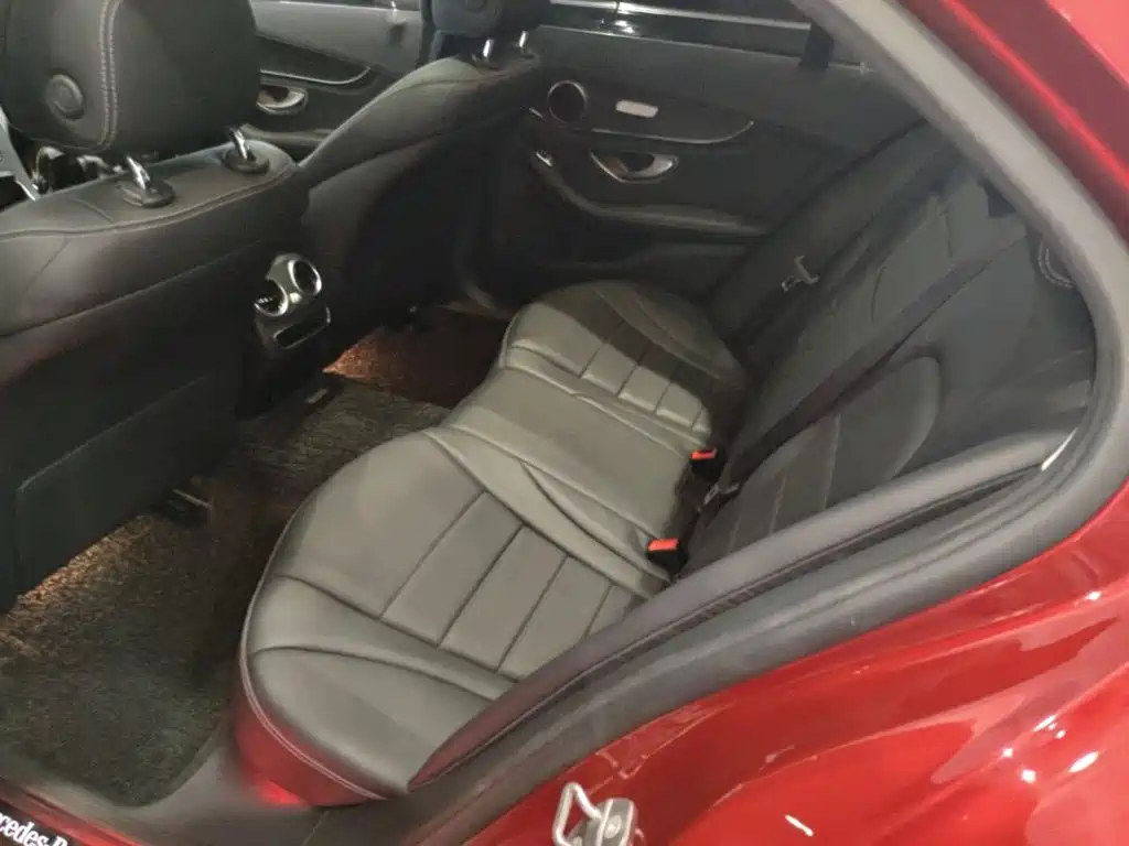 Mercedes-Benz C-Class 2019 — фото 17