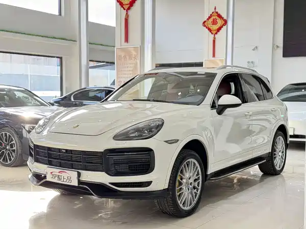 Porsche Cayenne 2011