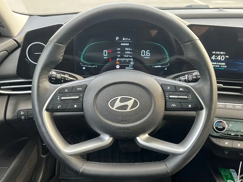 Hyundai Elantra 2024 — фото 7