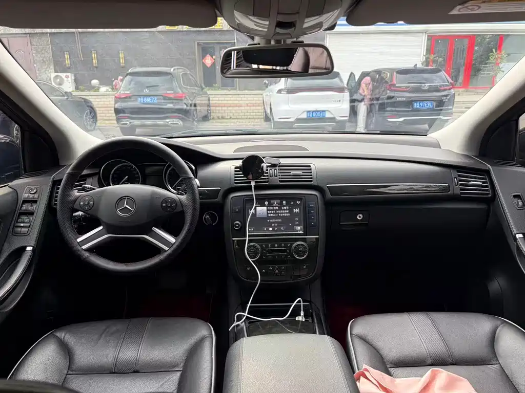 Mercedes-Benz R-Class 2017