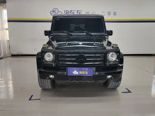 Mercedes-Benz G-Class 2012