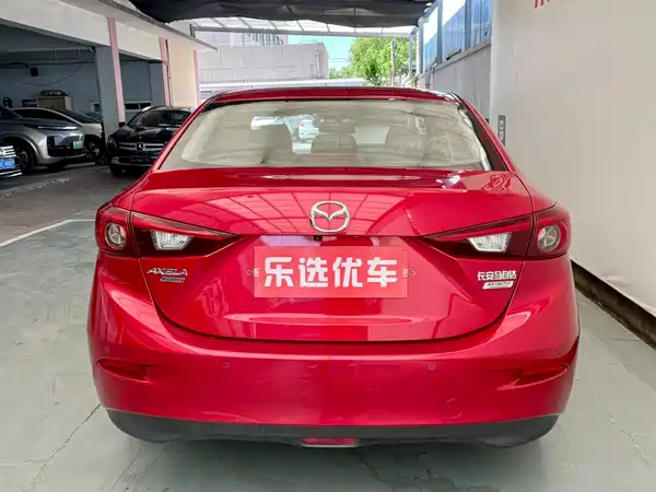 Mazda 3 Axela 2018