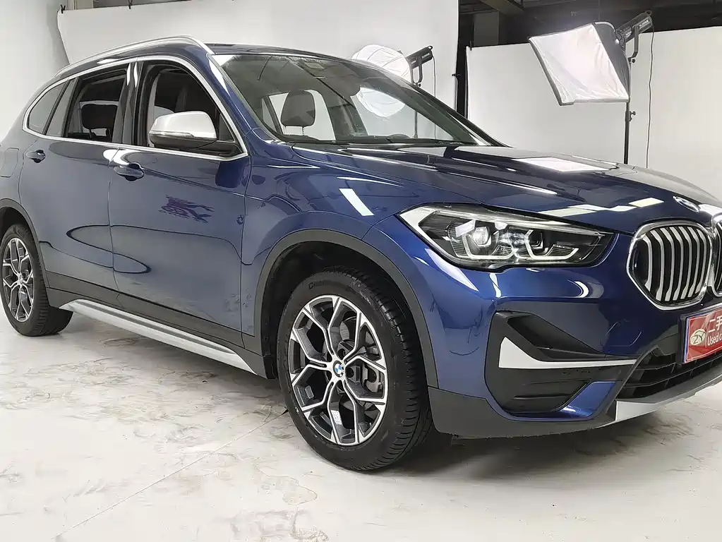 BMW X1 2022 — фото 3