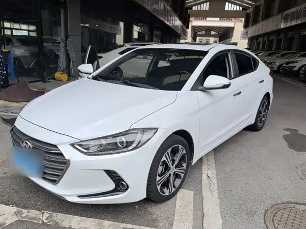 Hyundai Celesta 2018