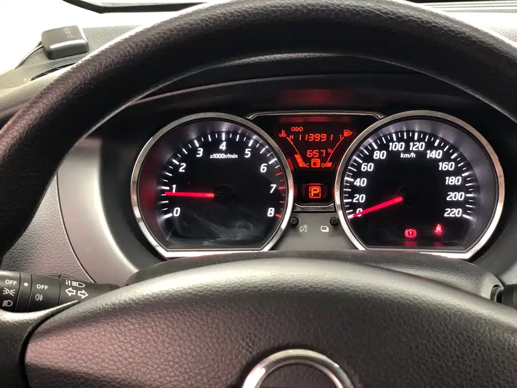 Nissan Livina 2019 — фото 17
