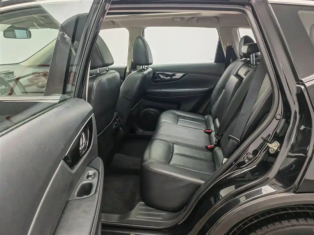 Nissan X-Trail 2020 — фото 15