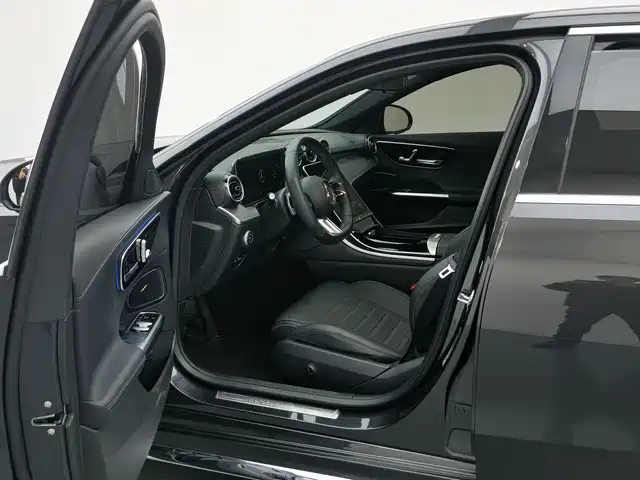 Mercedes-Benz C-Class 2023 — фото 5