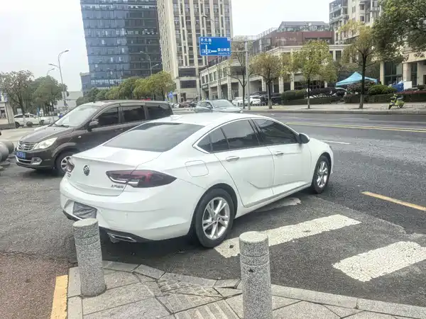 Buick Regal 2020