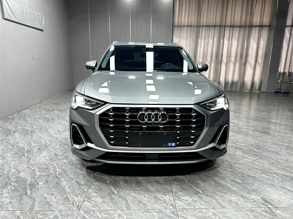 Audi Q3 2023 — фото 2