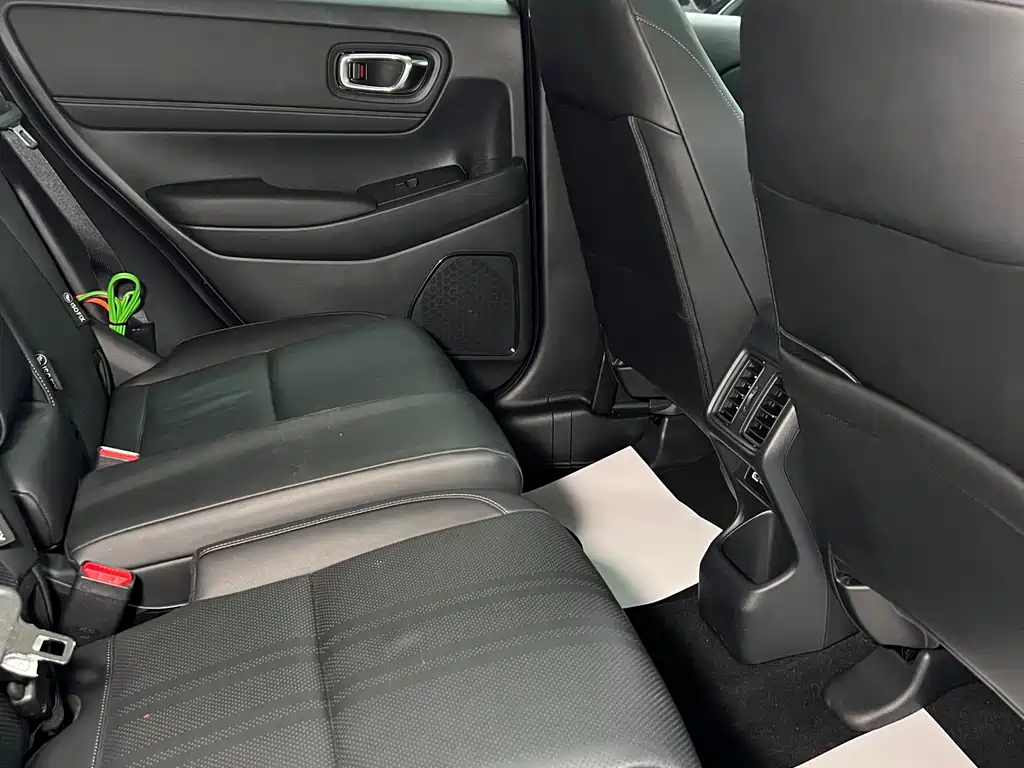 Honda Vezel 2023 — фото 15