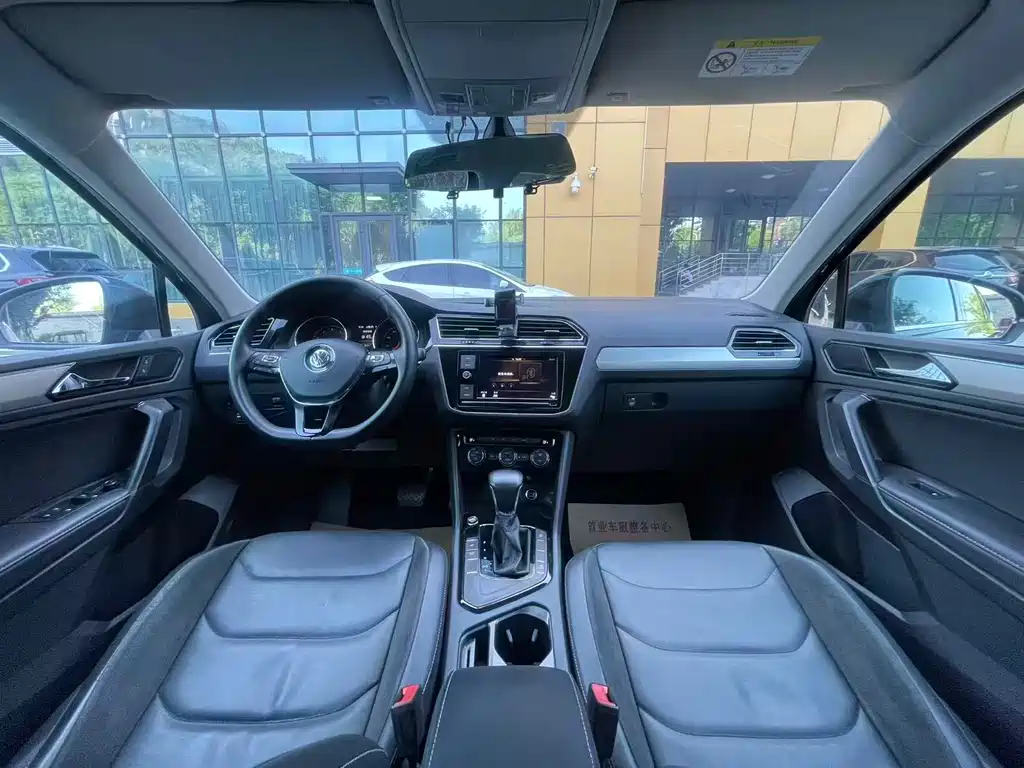Volkswagen Tiguan L 2019 — фото 8