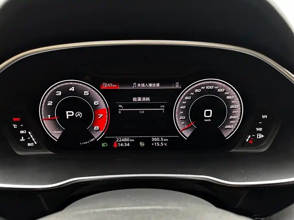 Audi Q3 2022 — фото 12