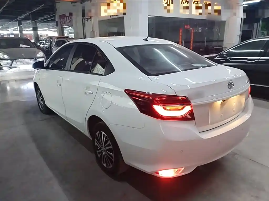 Toyota Vios 2021 — фото 5