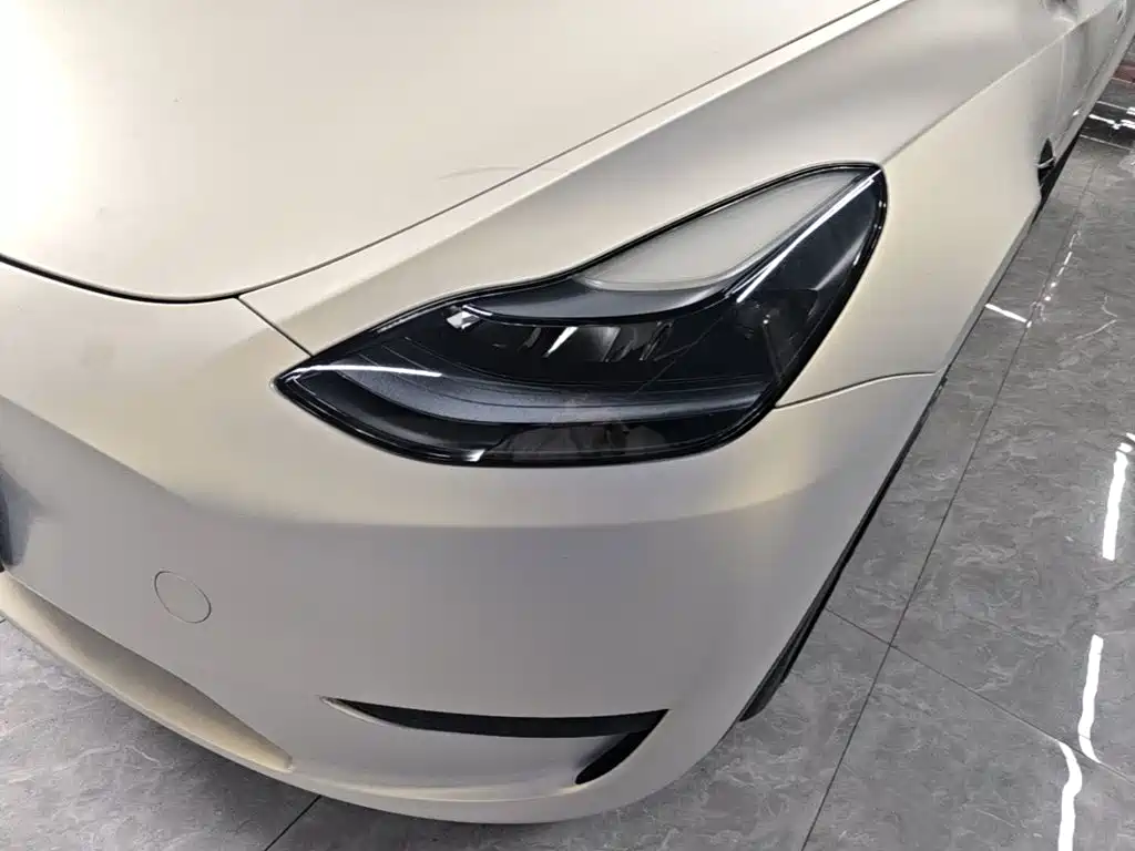 Tesla Model Y 2023 — фото 24