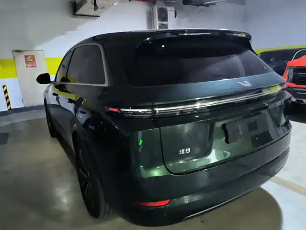 Li Auto L7 2025