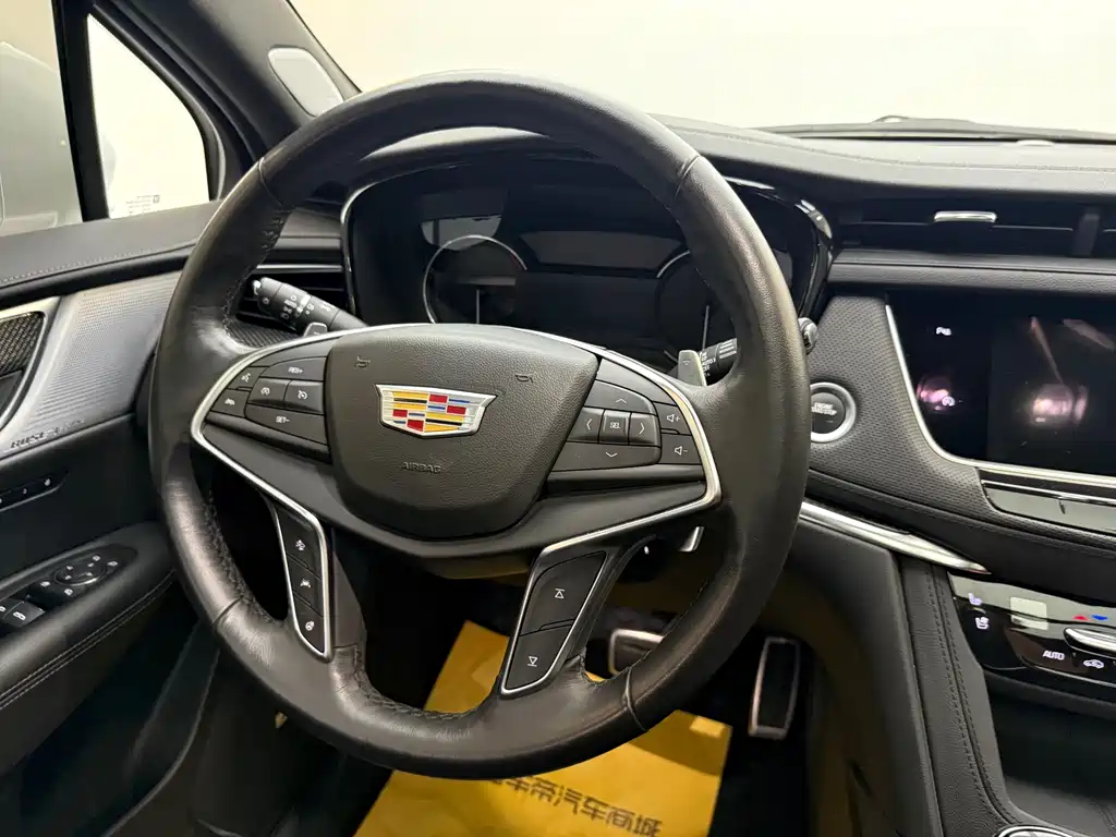 Cadillac XT5 2024 — фото 20