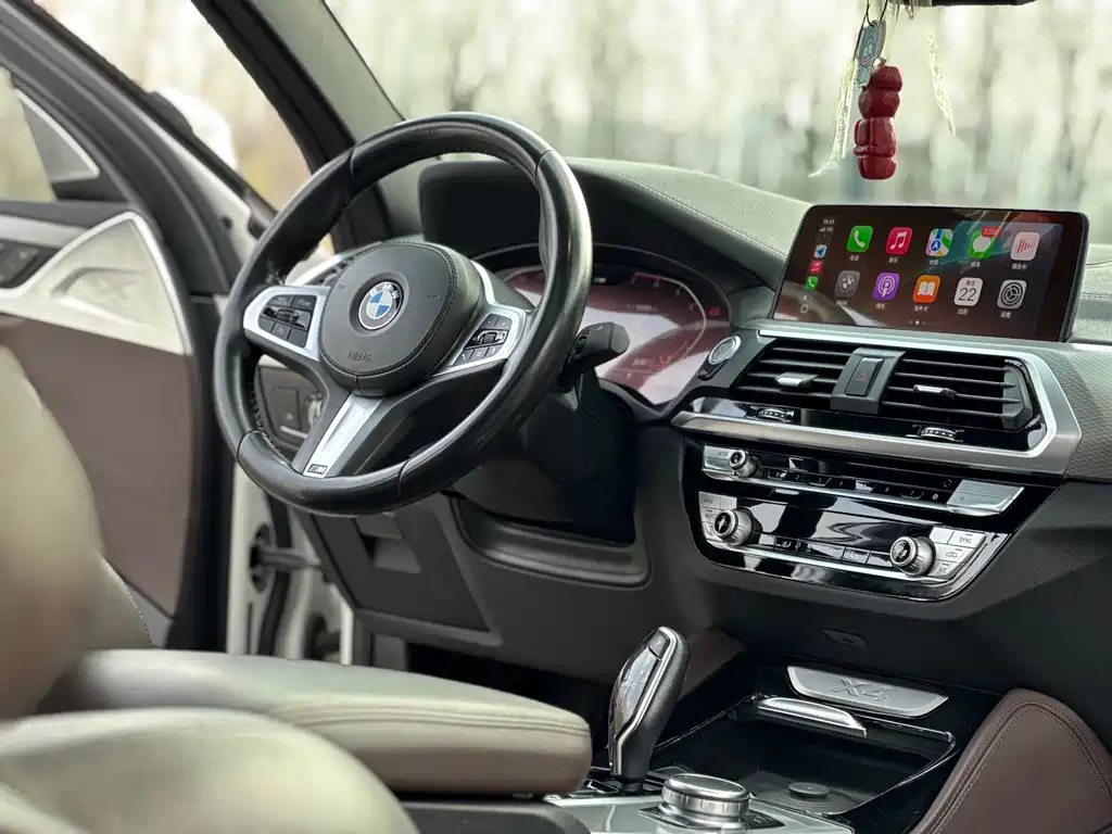 BMW X4 2019 — фото 11