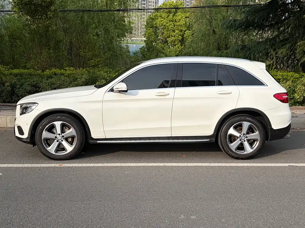 Mercedes-Benz GLC 2016 — фото 3
