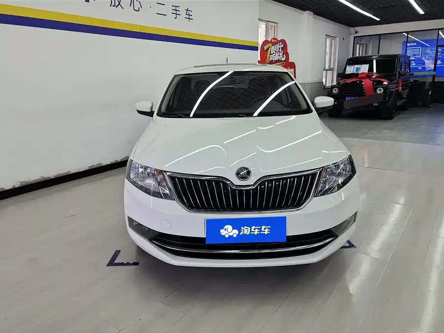 Skoda Rapid 2018 — фото 2