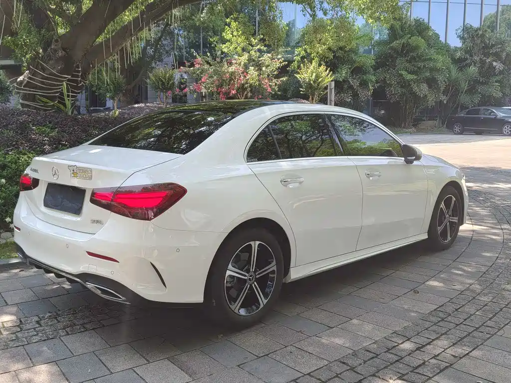 Mercedes-Benz A-Class 2025 — фото 7