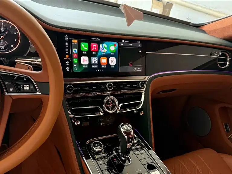 Bentley Flying Spur 2020 — фото 11
