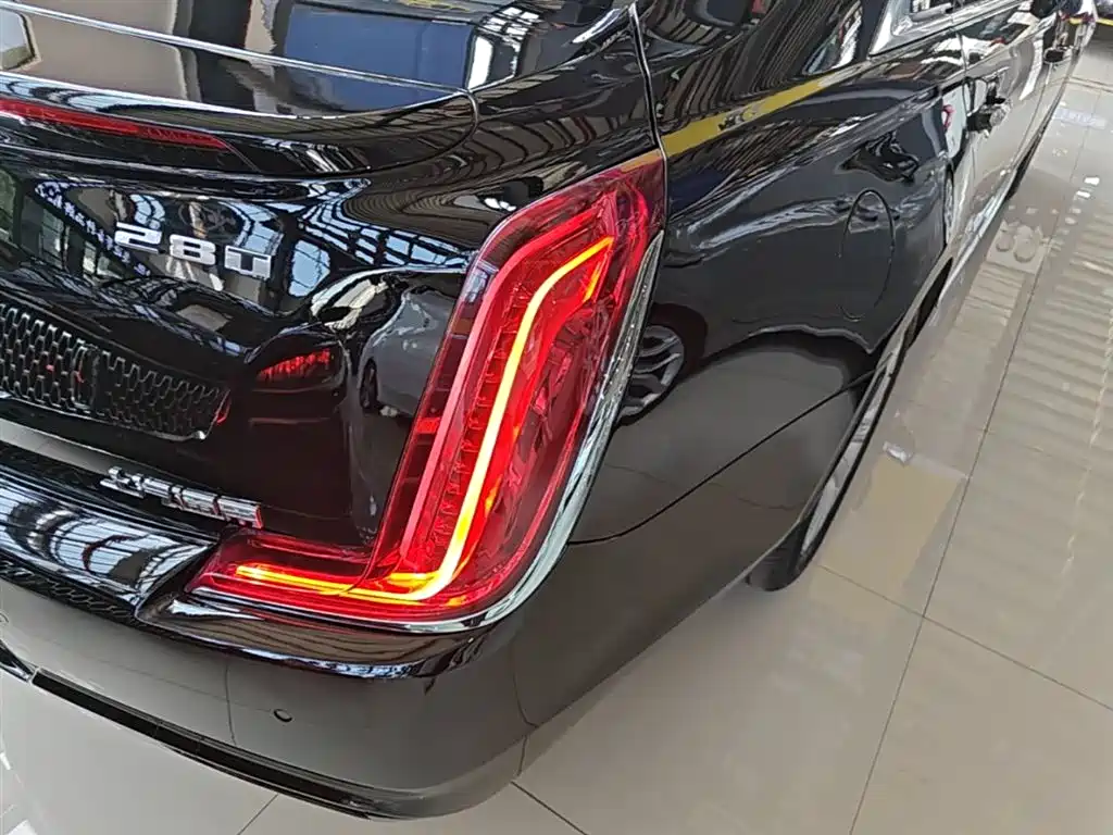 Cadillac XTS 2018 — фото 8