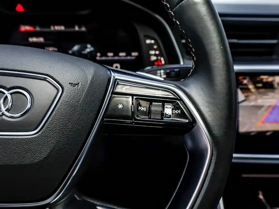 Audi A7L 2024 — фото 30