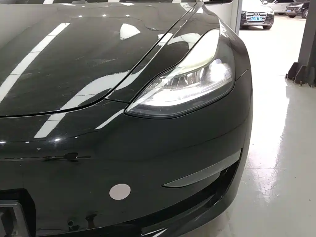 Tesla Model 3 2021 — фото 24