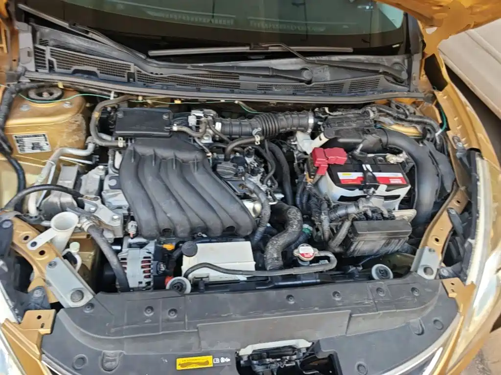 Nissan Tiida 2015 — фото 20