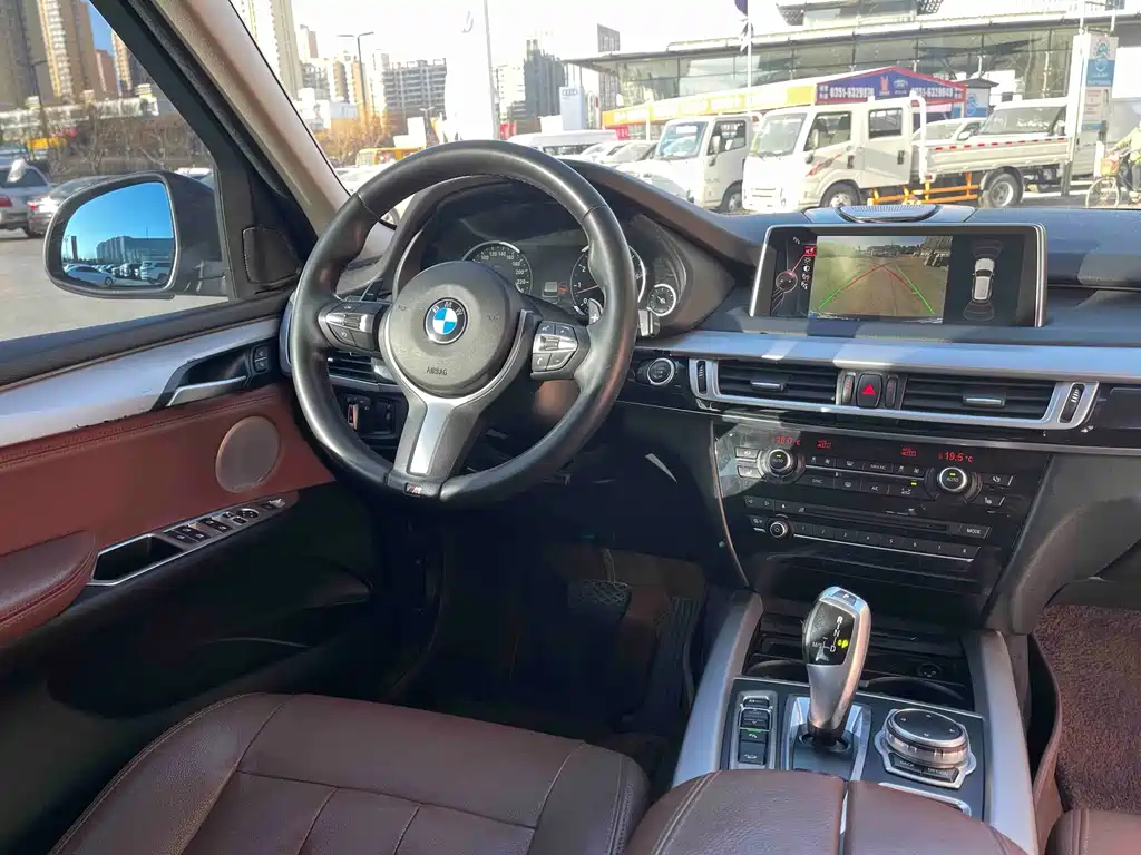BMW X5 2018 — фото 10