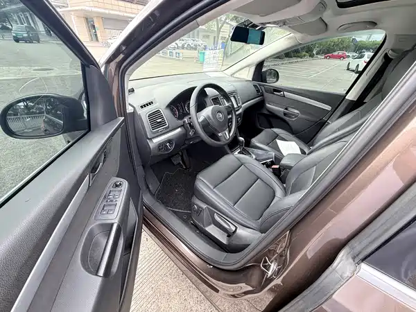 Volkswagen Sharan 2013
