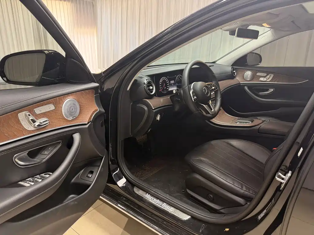 Mercedes-Benz E-Class 2020