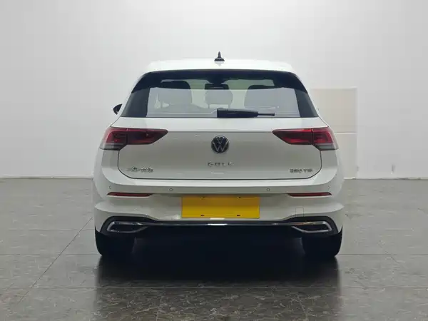 Volkswagen Golf 2023