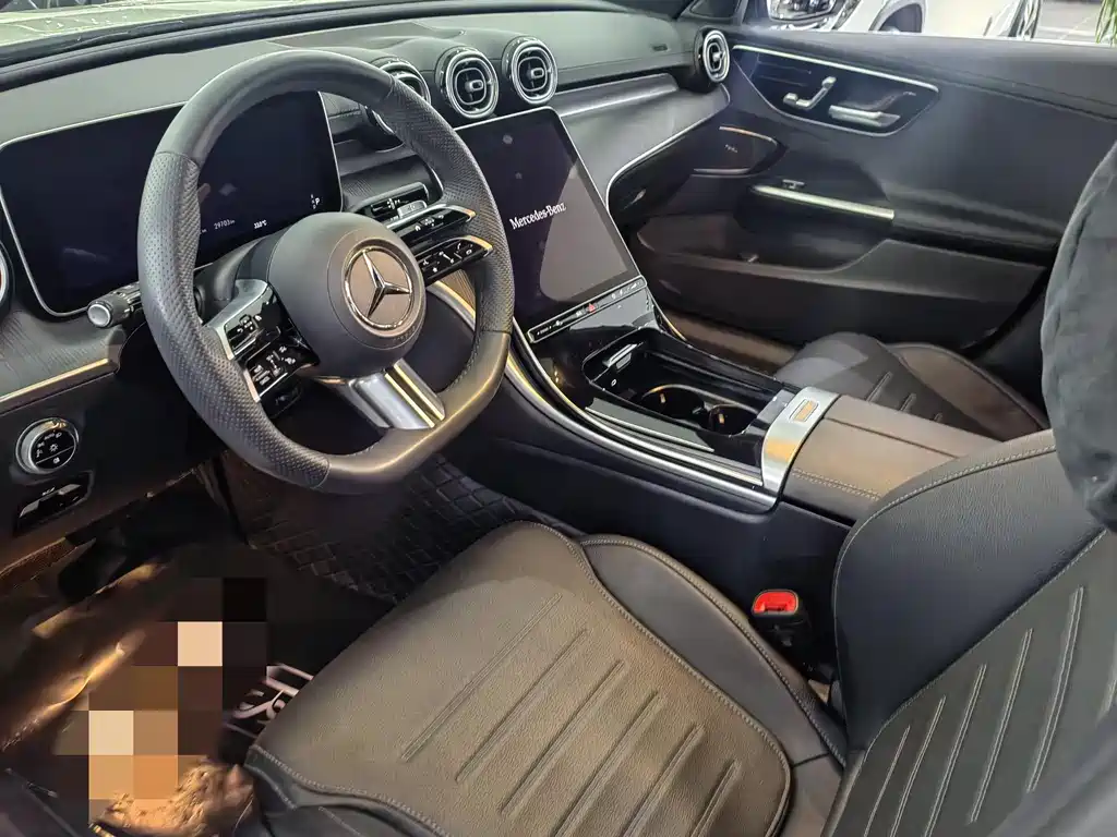 Mercedes-Benz C-Class 2023 — фото 7