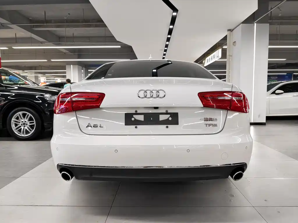 Audi A6L 2014 — фото 12