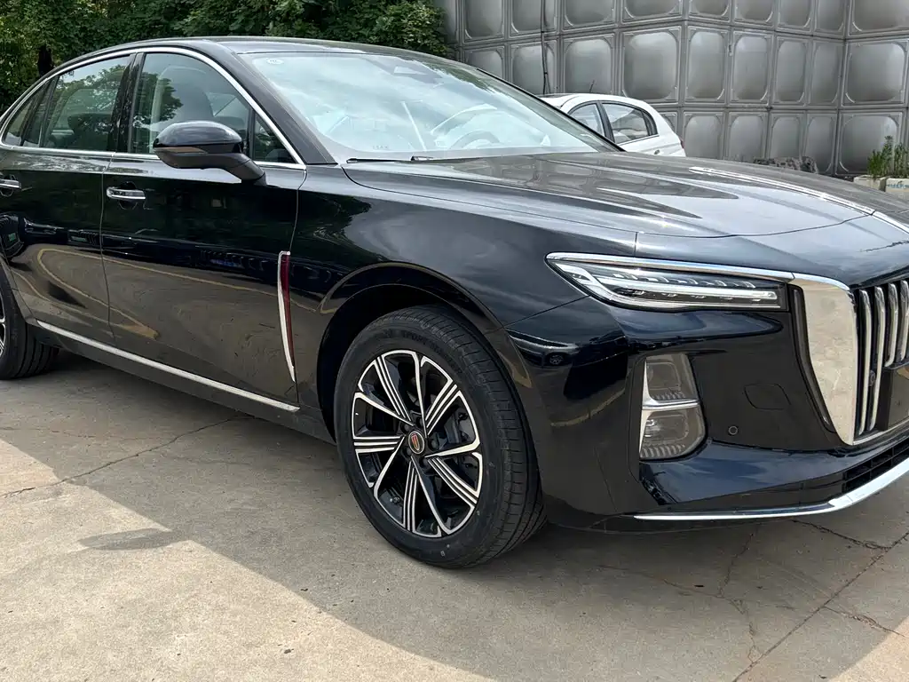 Hongqi H5 PHEV 2026 — фото 3