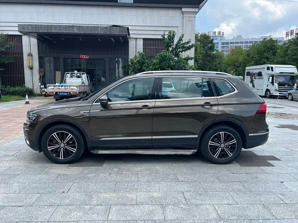 Volkswagen Tiguan L 2019 — фото 13